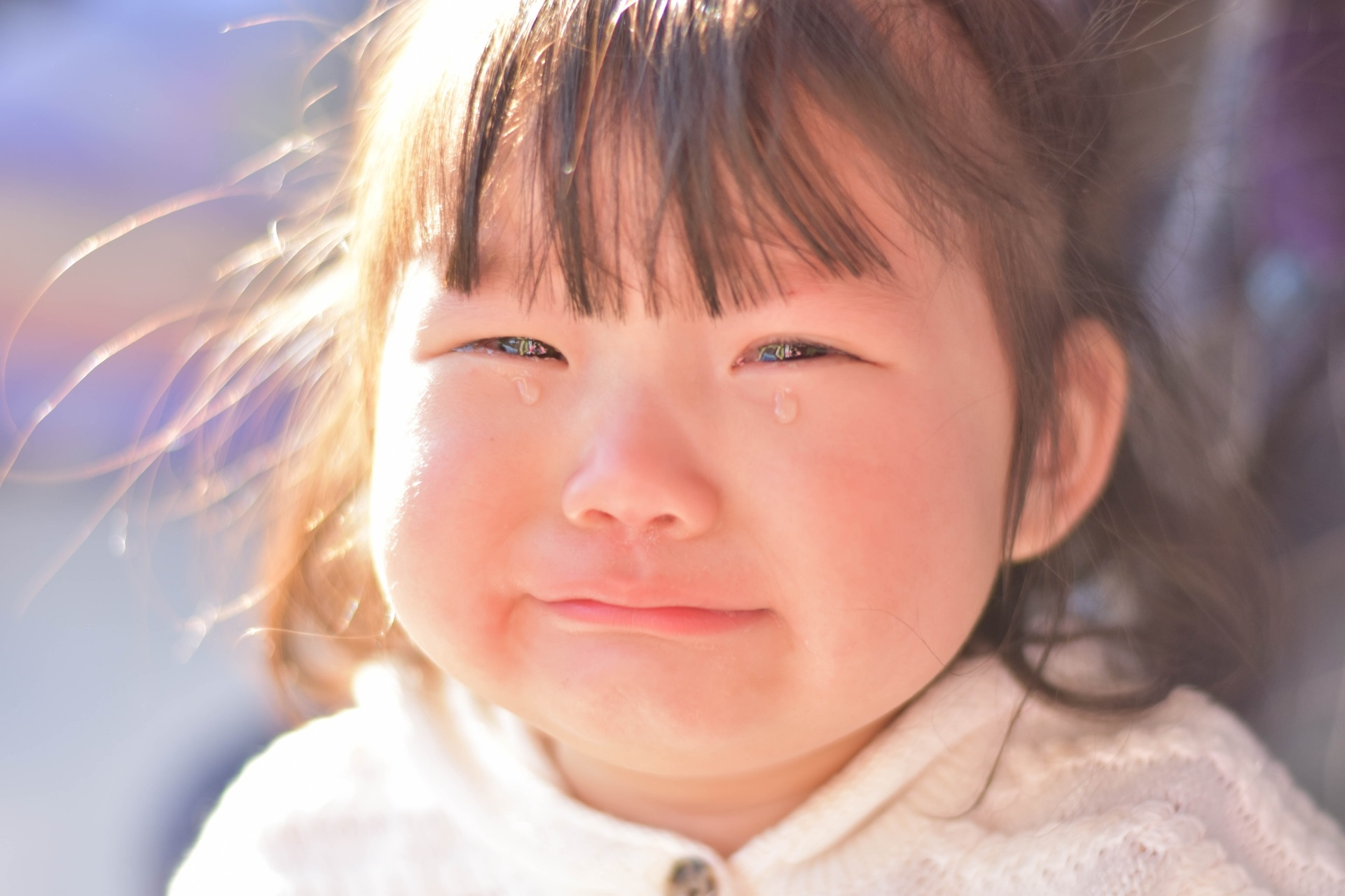 泣いている子ども