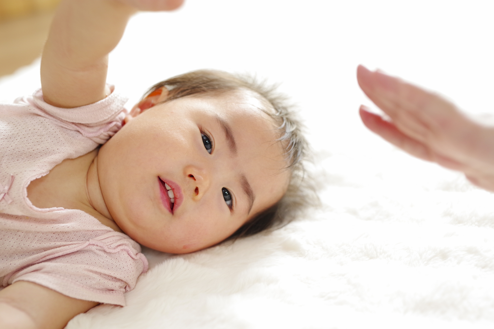笑顔の赤ちゃん
