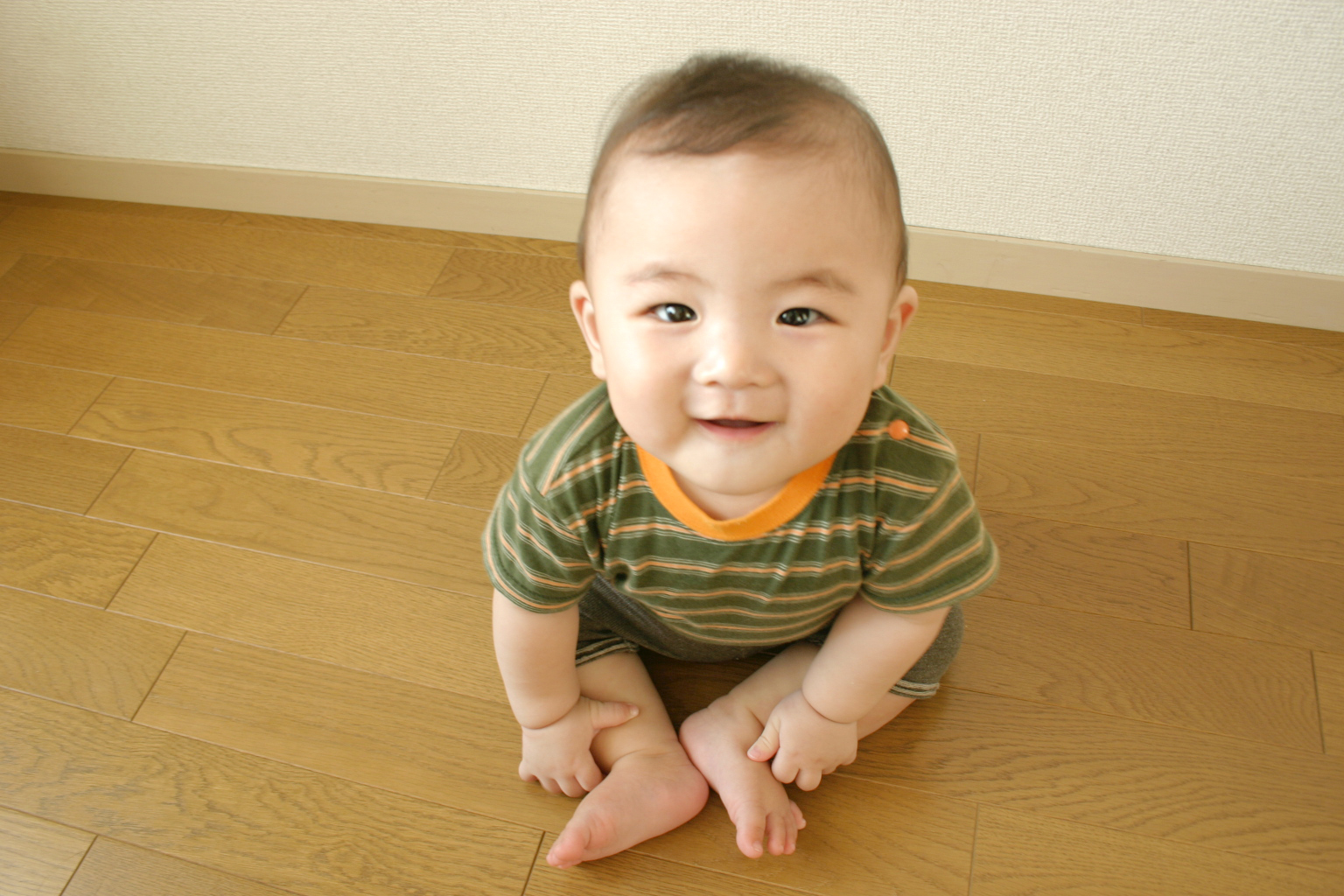 にこにこの赤ちゃん