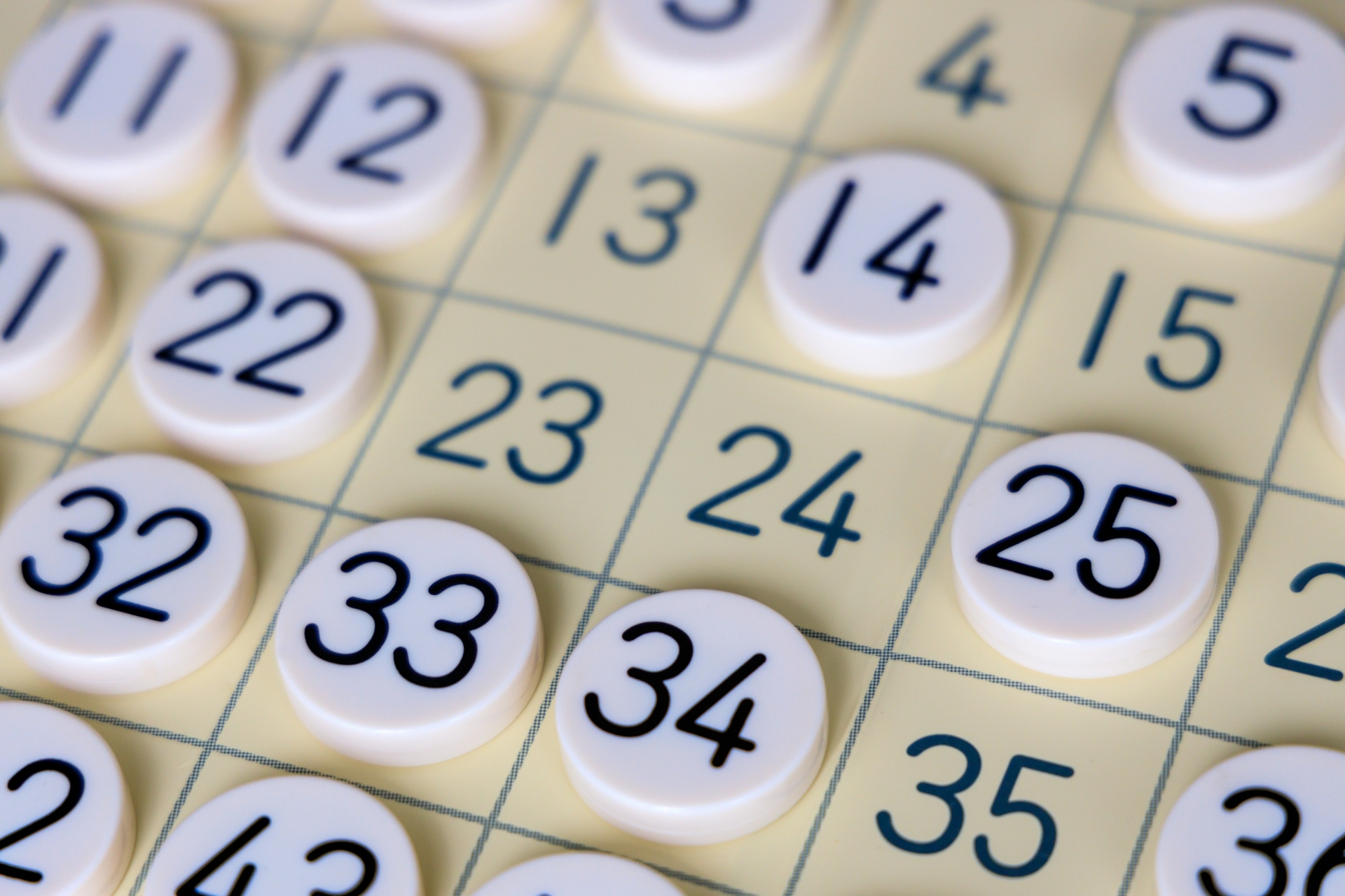 数遊びは幼児におすすめ|0〜3歳から楽しめる遊び12選や日常生活の工夫