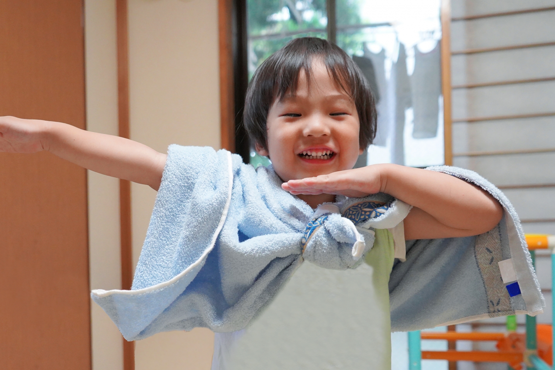 ヒーローごっこ