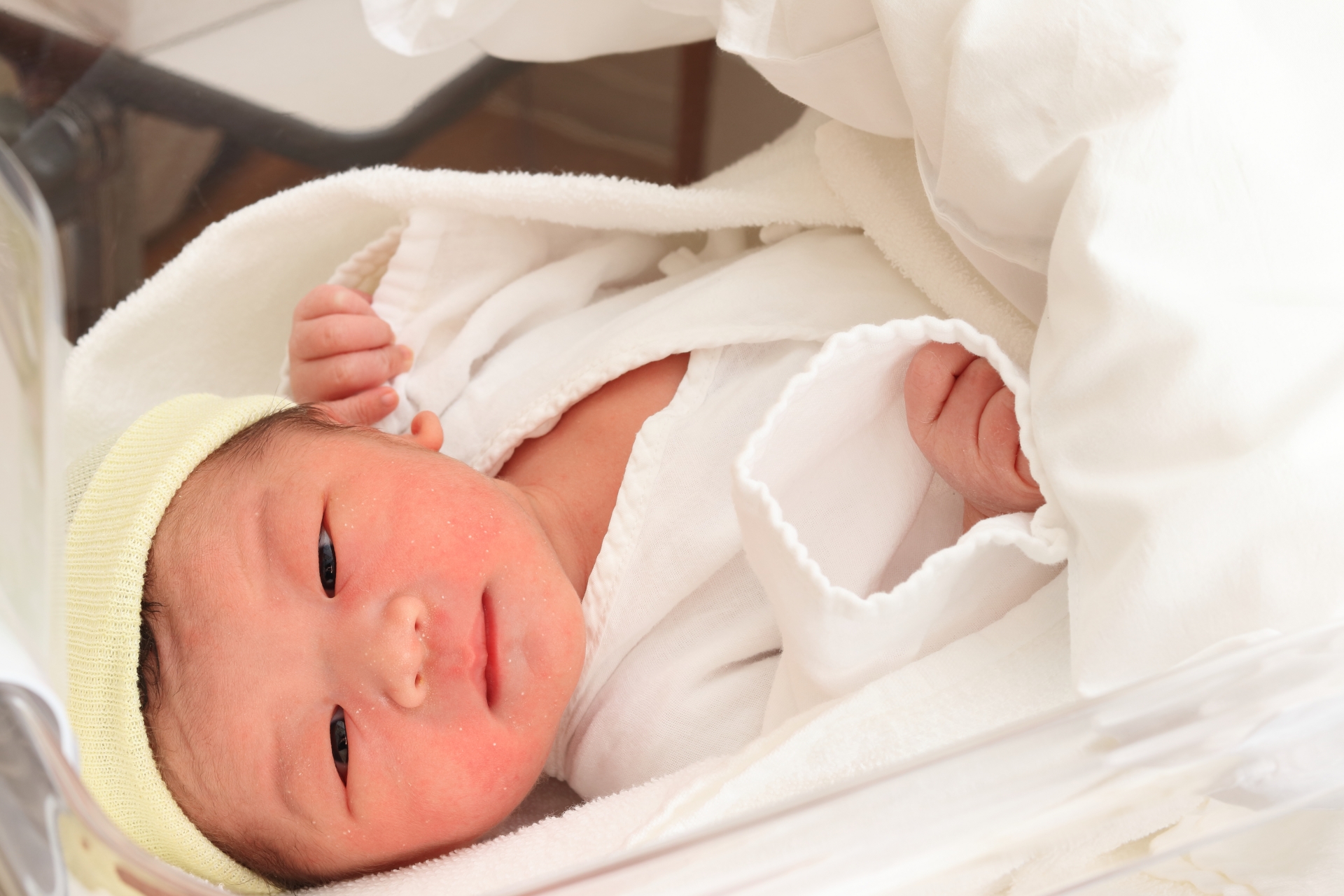 生まれたての赤ちゃん