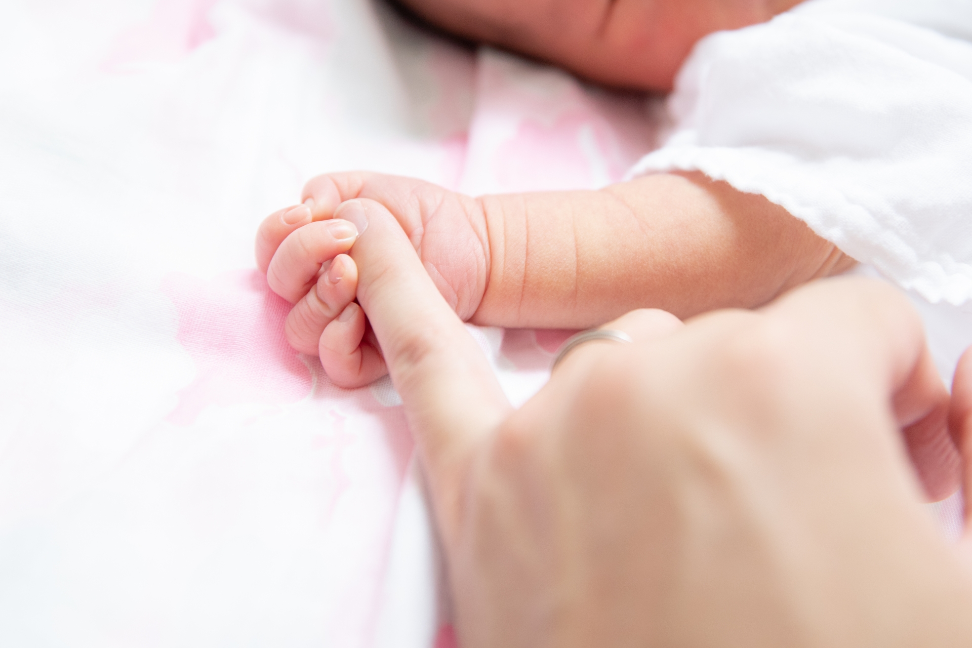 指先トレーニングは子どもの発達に効果あり！おうちでできる手先を使った遊びを紹介