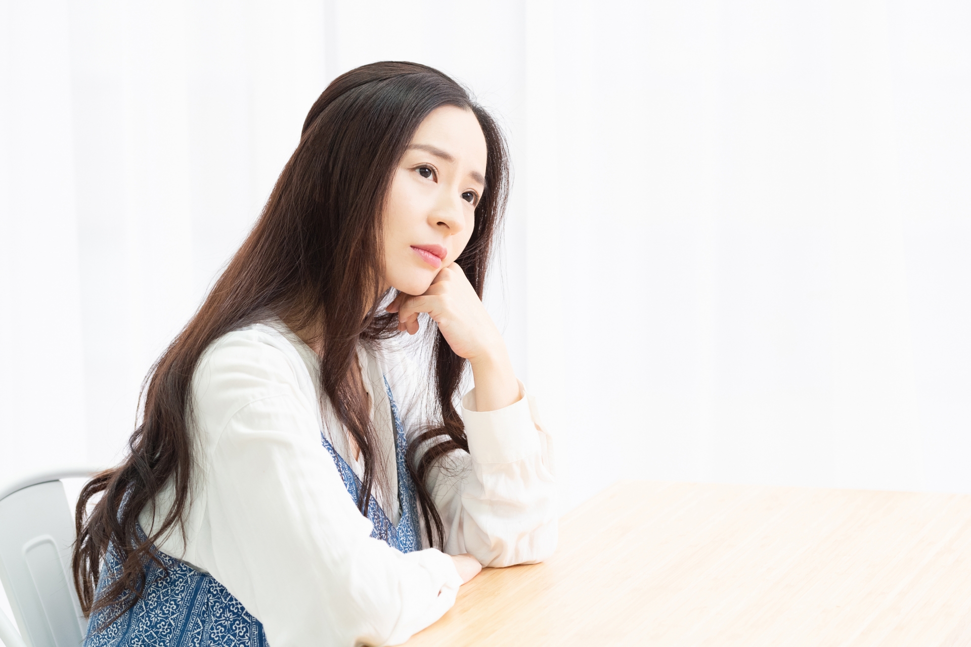 乳児の子育てで大切なことは？大変に感じる理由やよくある悩み、安心して乗り越えるコツを解説